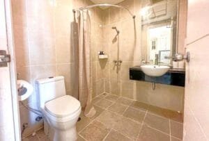 Second bathroom at Trillium Residence Surabaya