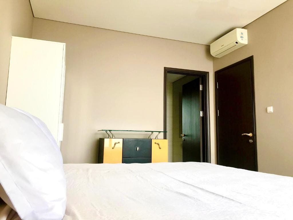 Another view of the bedroom