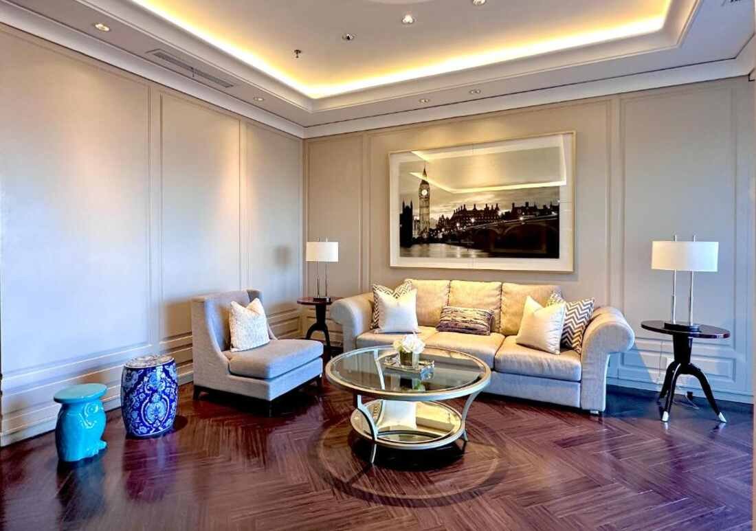 Communal lounge