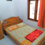 Double bed di hotel santalum jogja