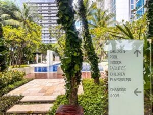 Fasilitas apartemen 2br sophisticated surabaya di via tower ciputra world