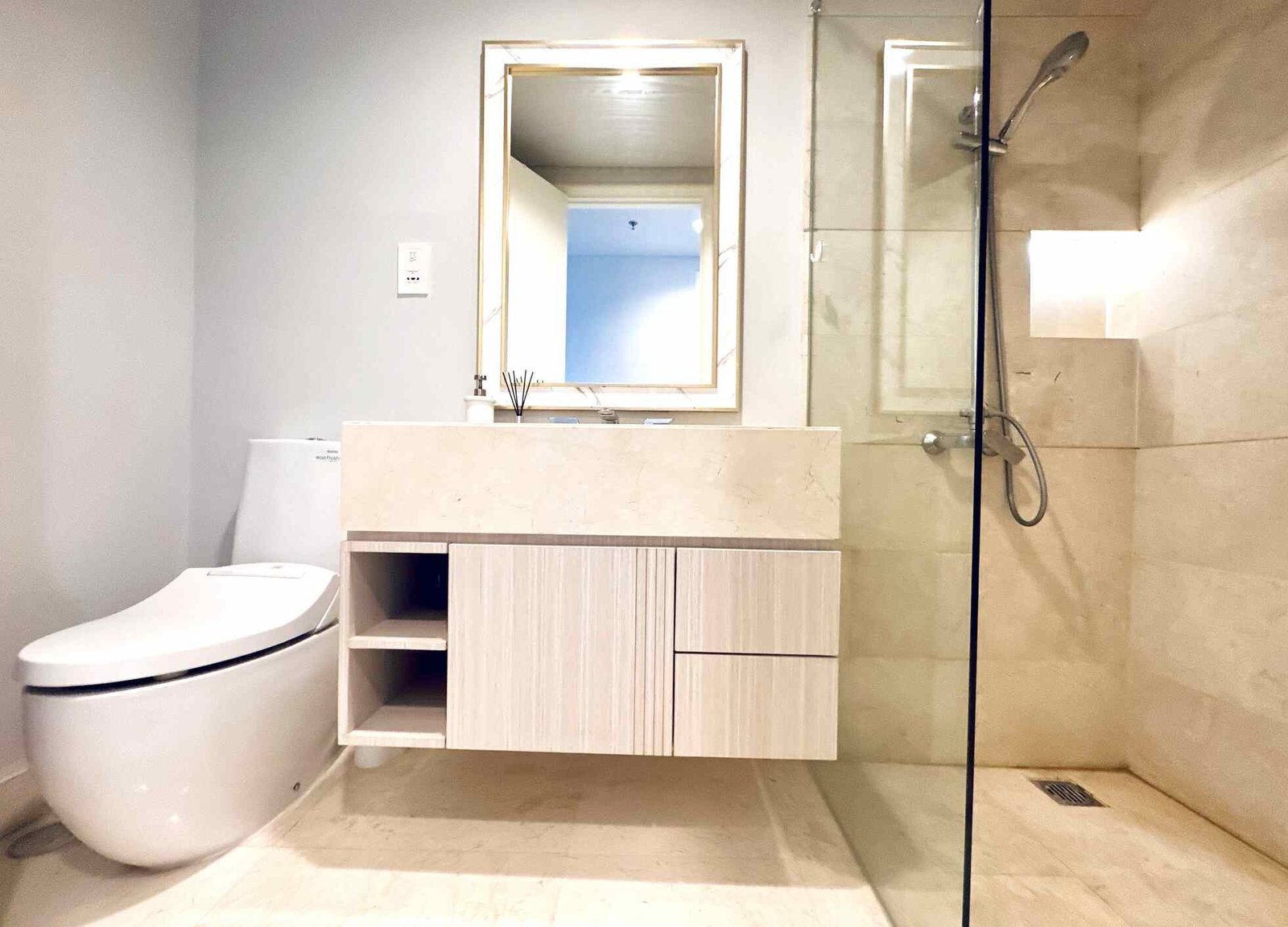 Second bathroom