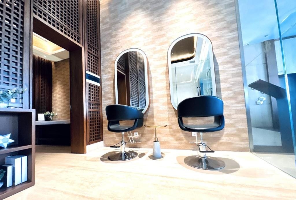 Hairdresser room