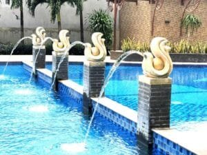 Pool detail at Tanglin
