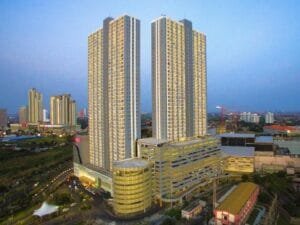 Tanglin and Orchard towers in West Surabaya
