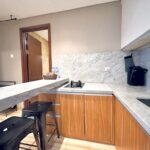 Kitchen serene 2br Venetian grand sungkono