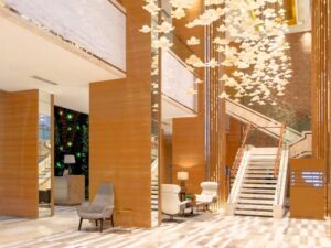 Lobby serene 2br apartment di venetian tower grand sungkono lagoon