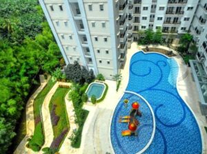Pool signature park grande mt haryono