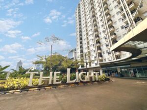 The light tower gedung signature park grande