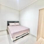 Ranjang dan lemari pakaian nest kostel