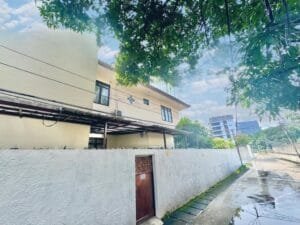 Tampak depan nest kostel jakarta