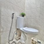 Toilet nest kostel south jakarta
