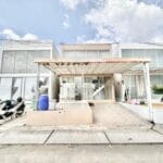 Facade cozy 2br family house di merapi green hills