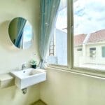 Kamar mandi serene 3br family house in northwest park