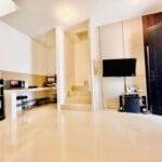 Dapur lengkap cozy 2br house di regency one eastpoint
