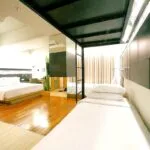 Kamar tidur signature family serviced apartments east surabaya