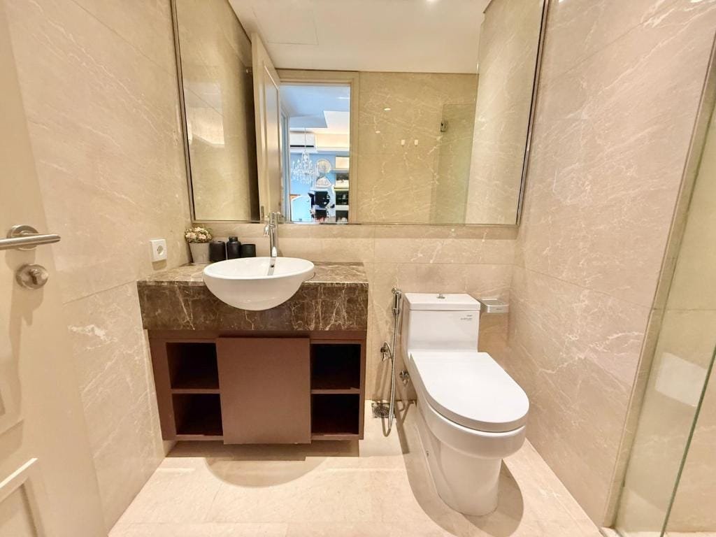 Kamar mandi dan toilet apartemen One Icon Surabaya