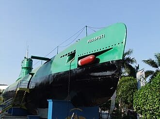 Monumen Kapal Selam Surabaya
